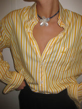 Load image into Gallery viewer, Lapis Lazuli Pearl Flower Pendant Necklace