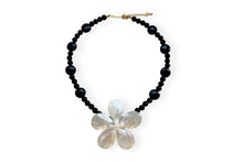 Load image into Gallery viewer, Black Onyx Full Pearl Flower Pendant Necklace