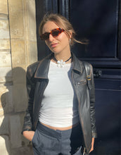 Load image into Gallery viewer, Black Onyx Full Pearl Flower Pendant Necklace