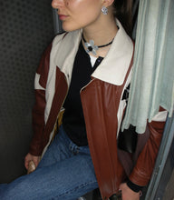 Load image into Gallery viewer, Black Onyx Pearl Flower Pendant Necklace