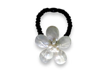 Load image into Gallery viewer, Pearl Flower Hair Tie