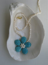 Load image into Gallery viewer, Turquoise Pearl Flower Pendant Necklace