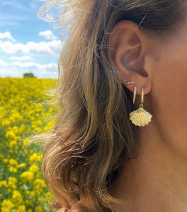 Merle zirconia shell earrings