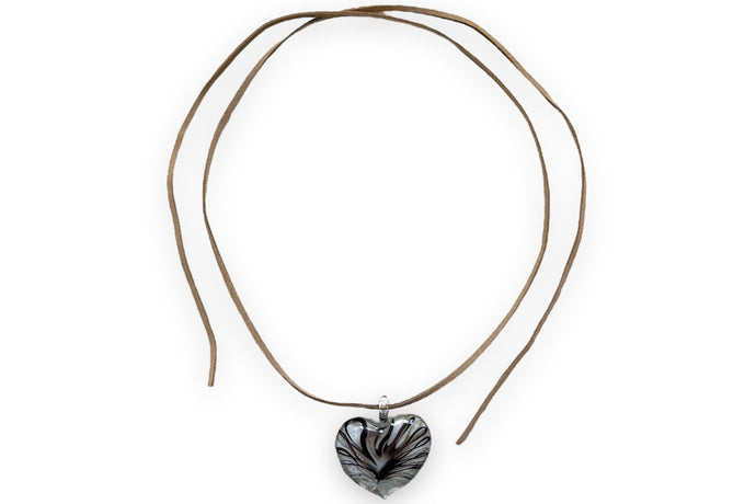 Faux leather string with heart glass pendant