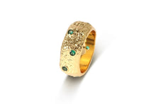 Load image into Gallery viewer, Paula green stone textured ring