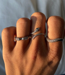 Cora snake ring | silver